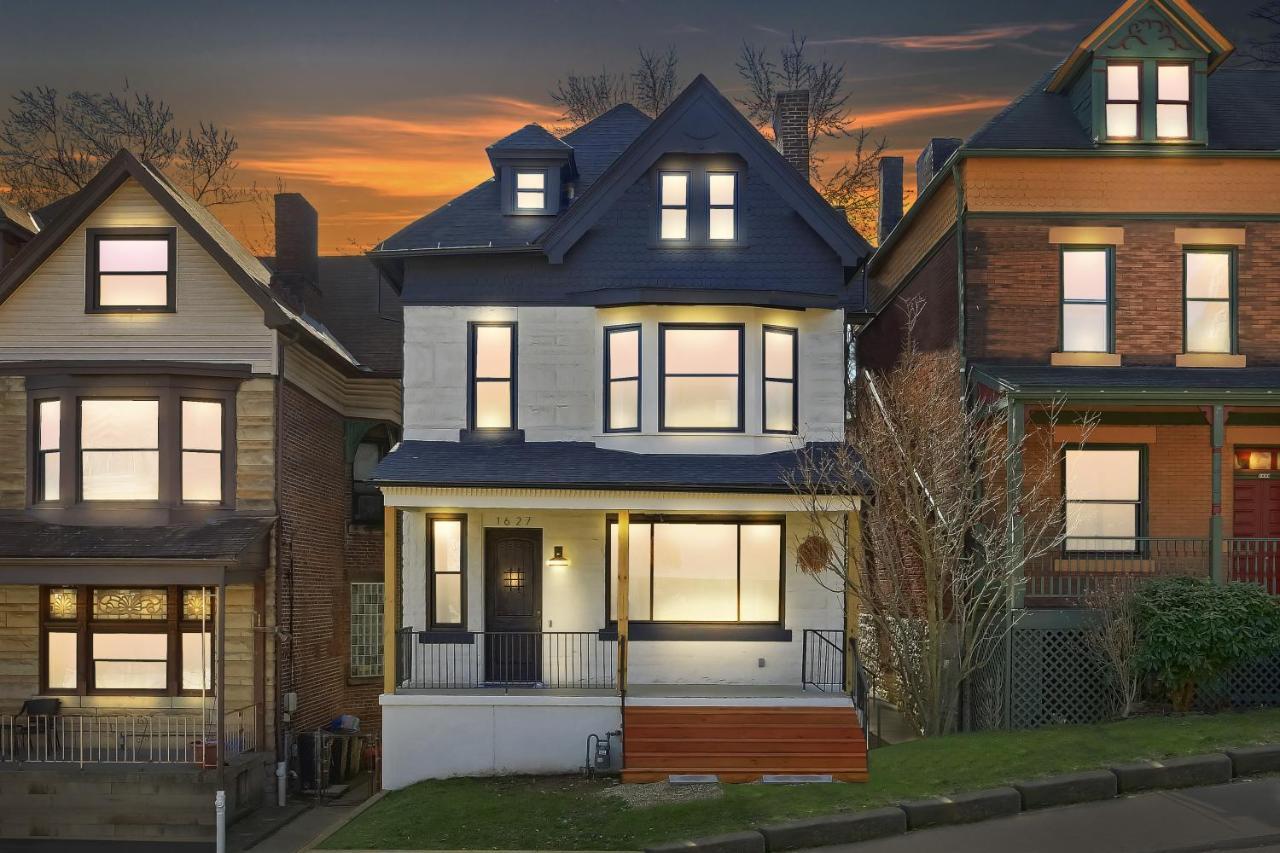 Newly Renovated Victorian Gem Perfect Space For Family Vacations! Питтсбург Экстерьер фото
