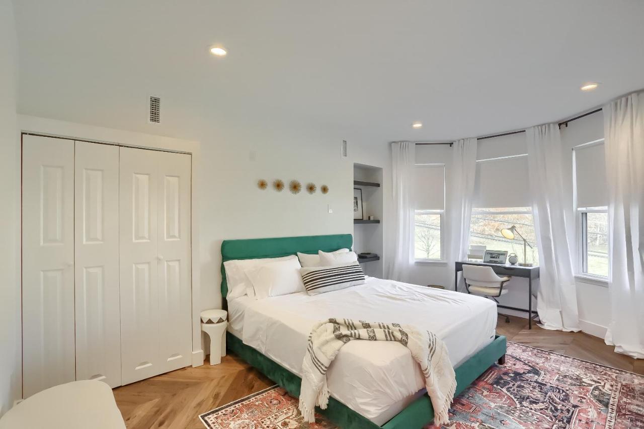 Newly Renovated Victorian Gem Perfect Space For Family Vacations! Питтсбург Экстерьер фото