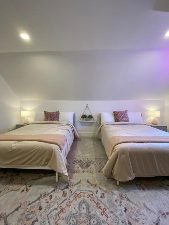 Newly Renovated Victorian Gem Perfect Space For Family Vacations! Питтсбург Экстерьер фото