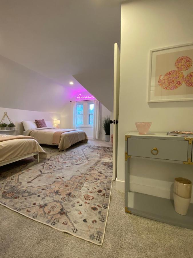 Newly Renovated Victorian Gem Perfect Space For Family Vacations! Питтсбург Экстерьер фото